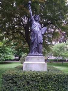statue of liberty at Paris